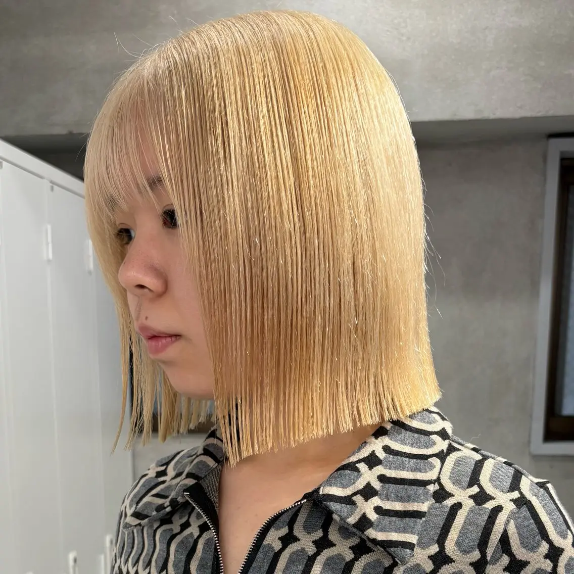 ショート カラー ブリーチ 抜きっぱなしブロンド ボブ カット ヘアカラー ボブ/透明感カラー /AYUNAのヘアスタイル