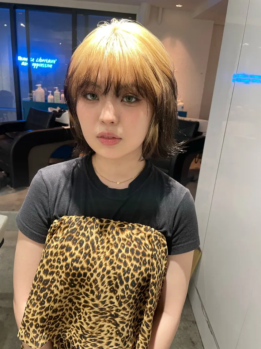 ミディアム カラー ミディアムパーマ バレイヤージュ ブリーチ ケアブリーチ デザインカラー スパイラルパーマ 🌐hina⭐️のヘアスタイル
