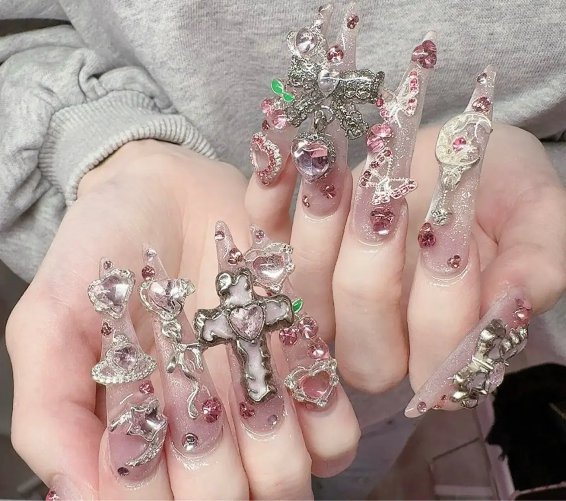 ネイル チークネイル 長さ出し フラッシュネイル フレンチネイル グラデーション ハンドネイル Lenie Nail Salonのネイルデザイン