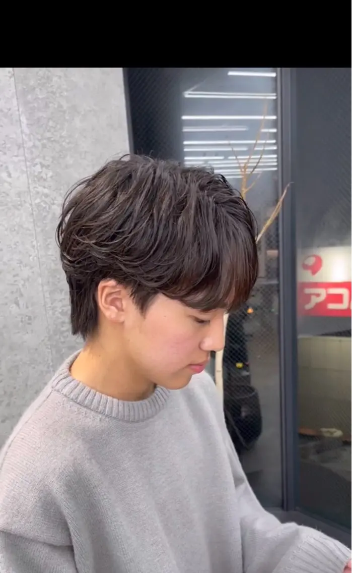 ショート カラー パーマ メンズ キッズ メンズパーマ ニュアンスパーマ 栄💗レイヤーカット |パーマ|haruのヘアスタイル