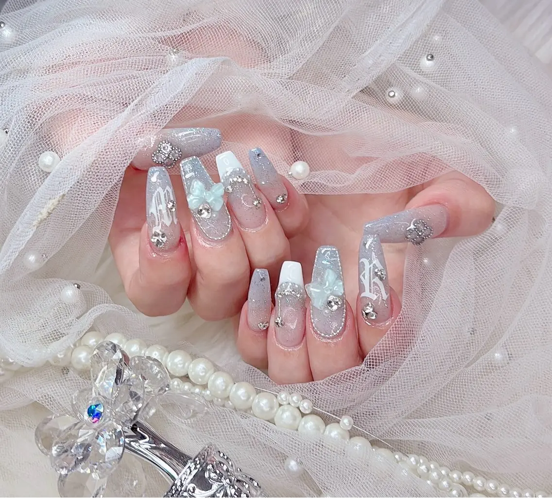 ネイル R salonのネイルデザイン