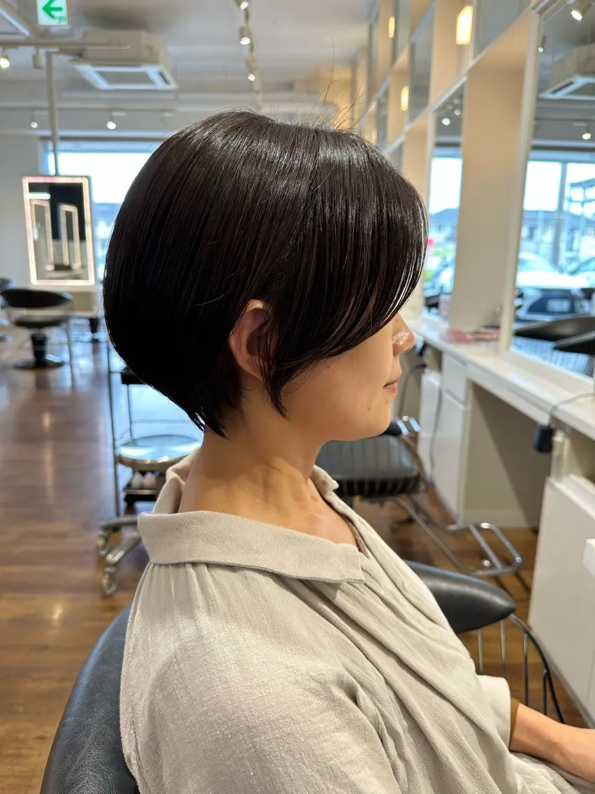 ショート カット トリートメント ショート/レイヤー/ ボブ/安本和史のヘアスタイル