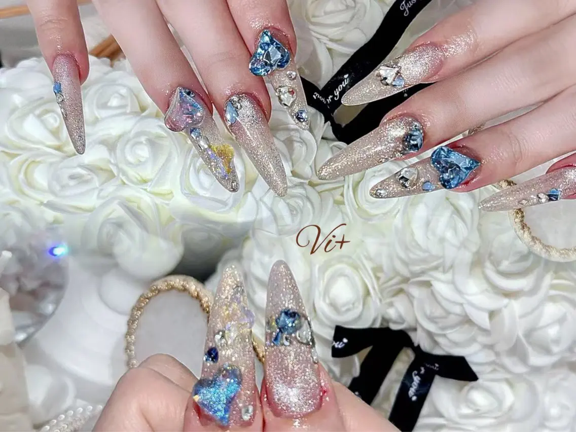 ネイル ハンドネイル ✨Nailsalon Vi+✨のネイルデザイン