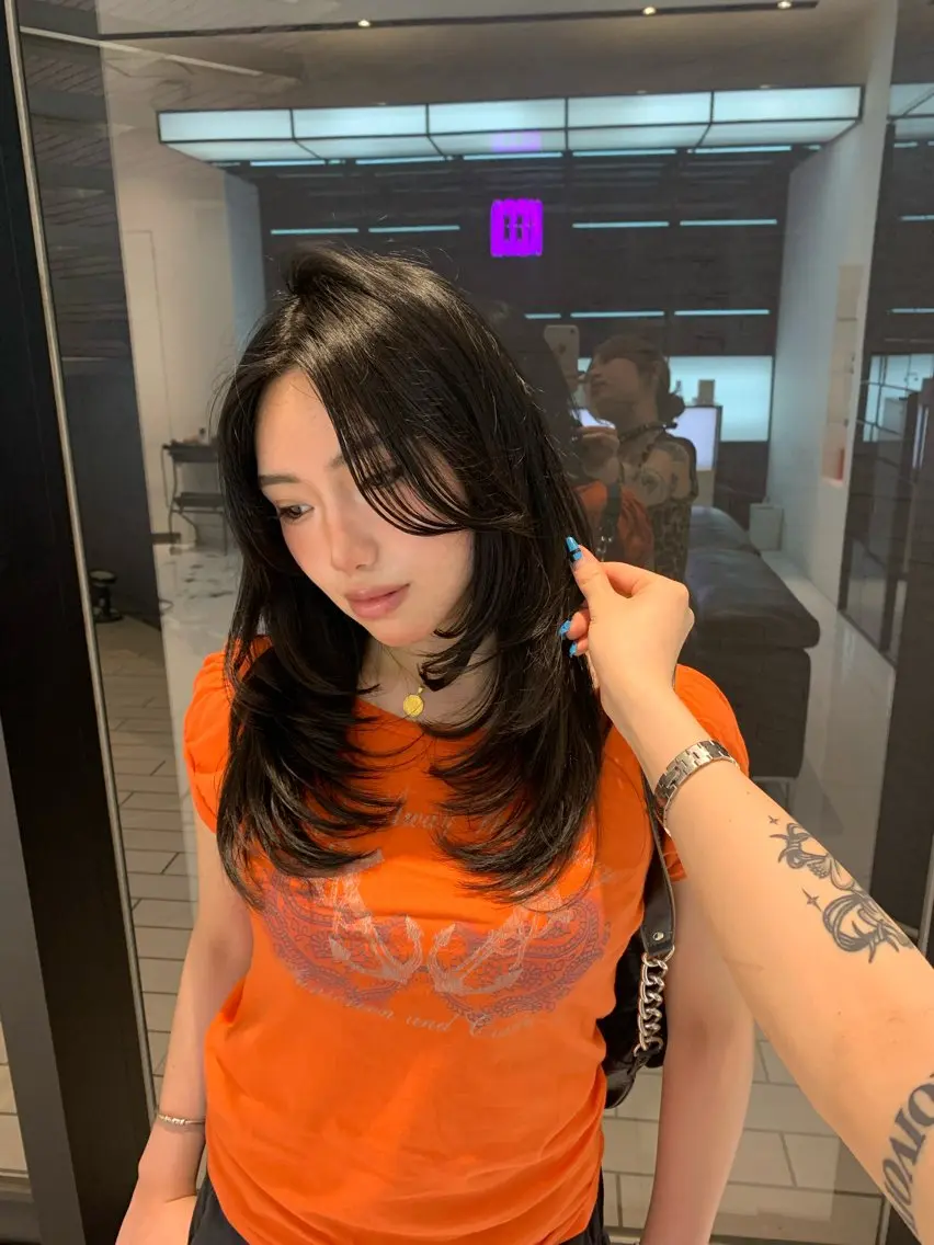 セミロング 顔周りカット keen吉祥寺🐆 レイヤー/NAO🩶のヘアスタイル