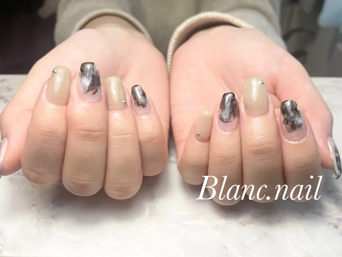 ネイル ジェルネイル マグネットネイル ミラーネイル ニュアンスネイル パラジェル ハンドネイル BLANC.nail yuuのネイルデザイン