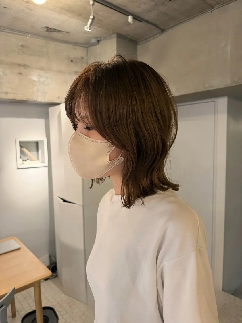 ミディアム 中野 こころのヘアスタイル