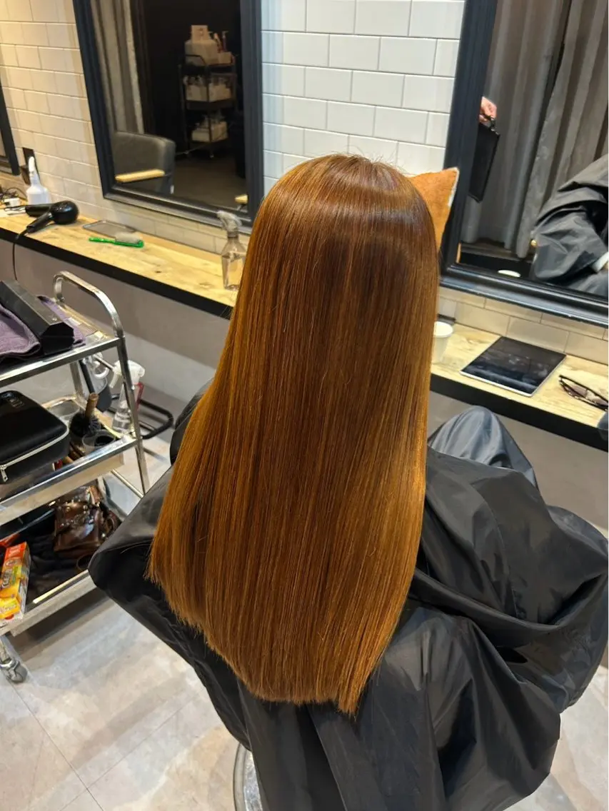 カラー ブリーチ 大山 蒲公英のヘアスタイル