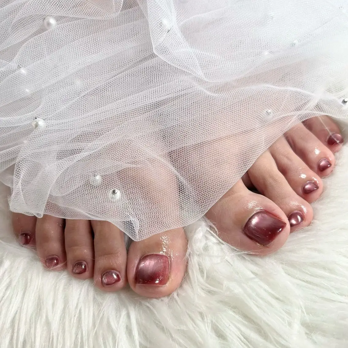 ネイル フットネイル LAVISH momoneのネイルデザイン