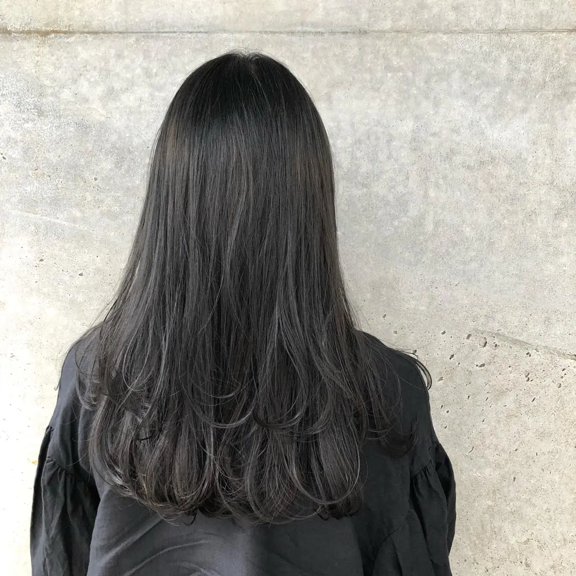 ロング カラー カット トリートメント 暗髪とオリーブ🌿 渡辺拓人のヘアスタイル