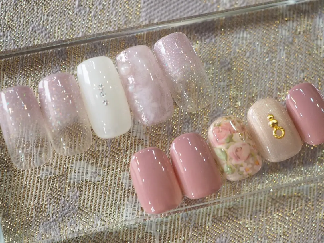 ネイル ハンドネイル glaNje aoiのネイルデザイン