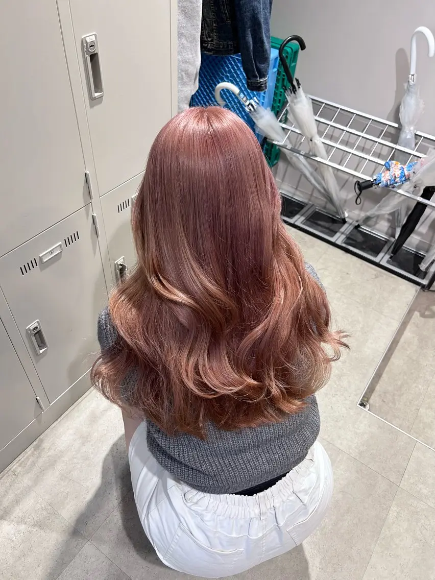 カラー ヘアカラー トリートメント 透明感ベージュ🤎 ナチュラルレイヤーのヘアスタイル