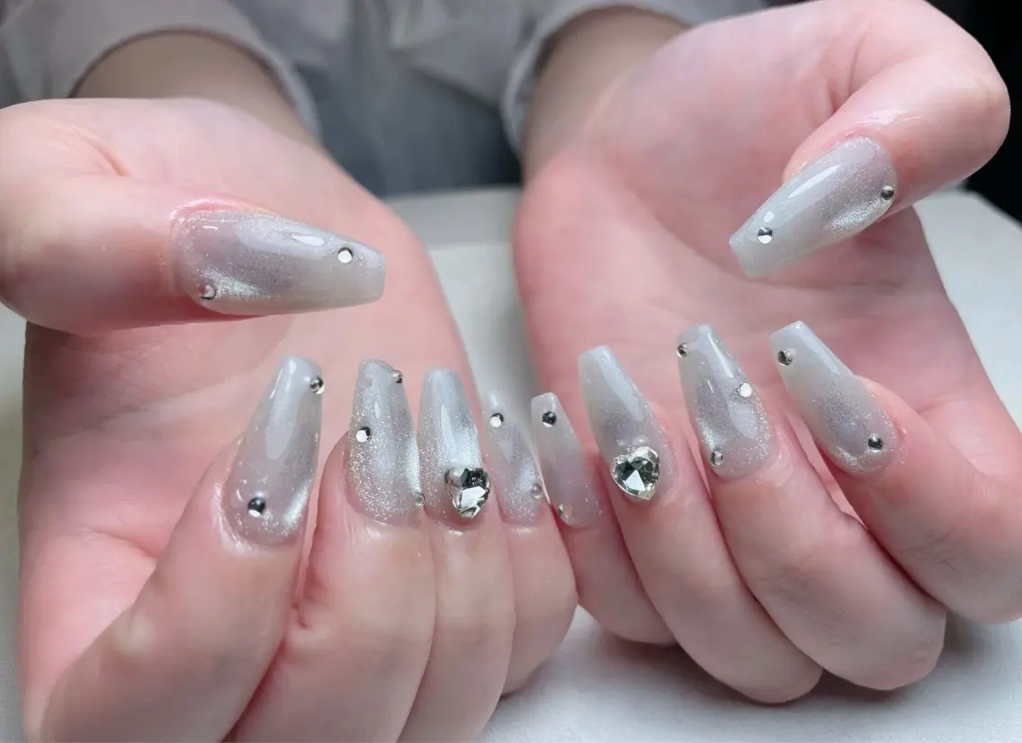 ネイル アートネイル 長さ出し フレンチネイル ジェルネイル ガーリー 中野駅から2分 MEO NAILのネイルデザイン