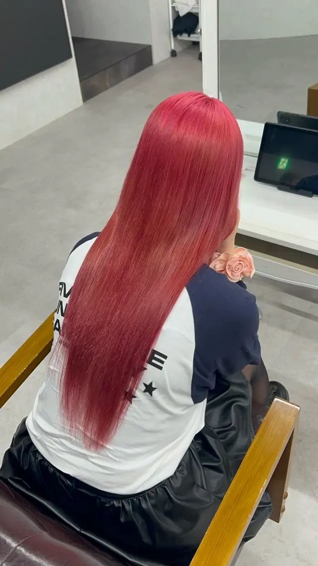 ロング ヘアカラー 🎀ブリーチカラー 🎀なつのヘアスタイル