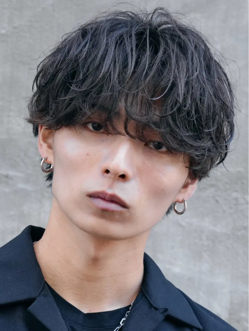 【🔥デビュー前限定‼️土日祝日限定🔥】メンズカット＋シャドウパーマ＋3stepトリートメントの写真
