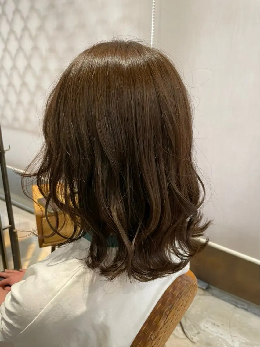ミディアム ヘアカラー トリートメント 🌺柔らか透明感 カラー🌊MAMIのヘアスタイル