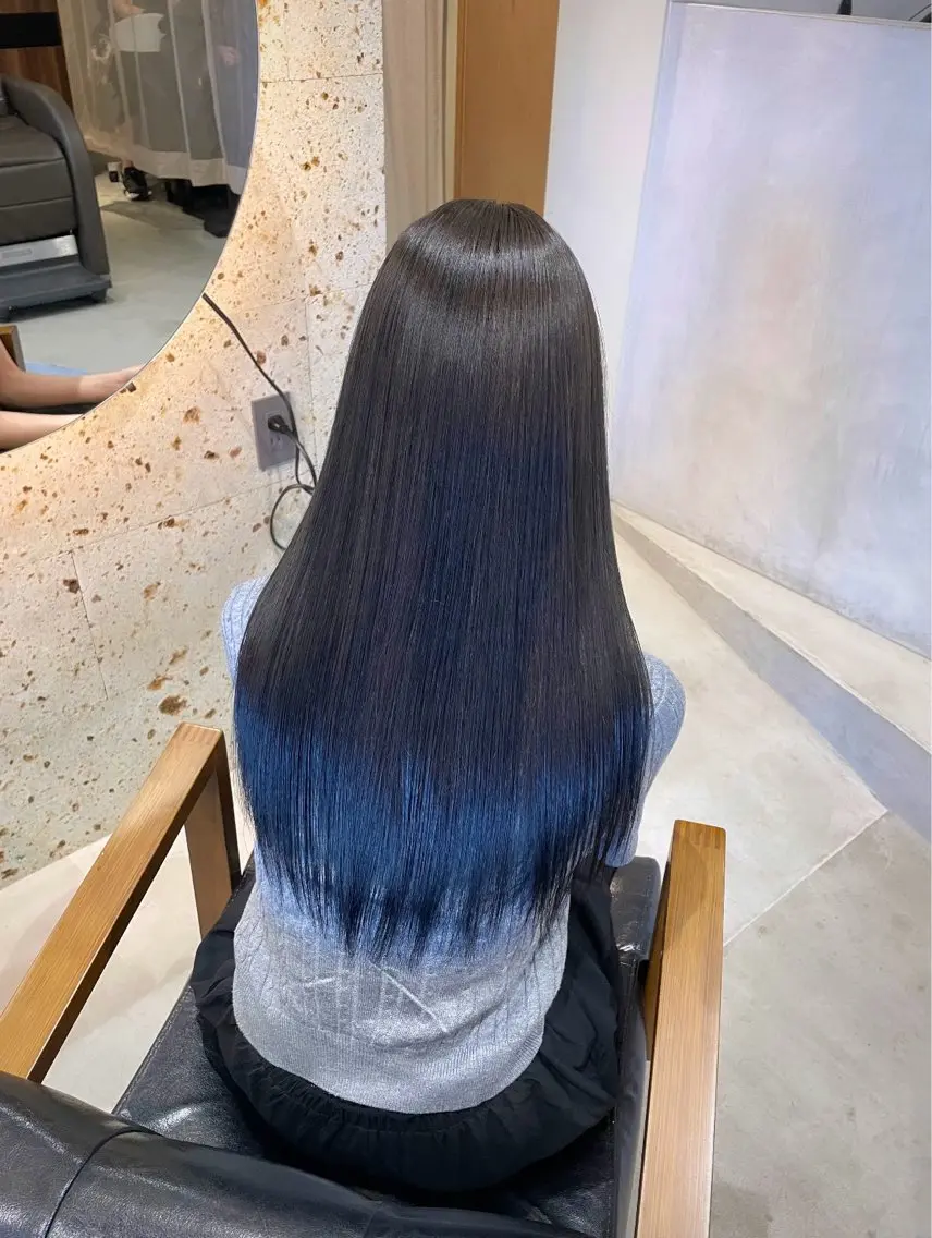 ロング カラー ヘアカラー トリートメント tim hinaのヘアスタイル