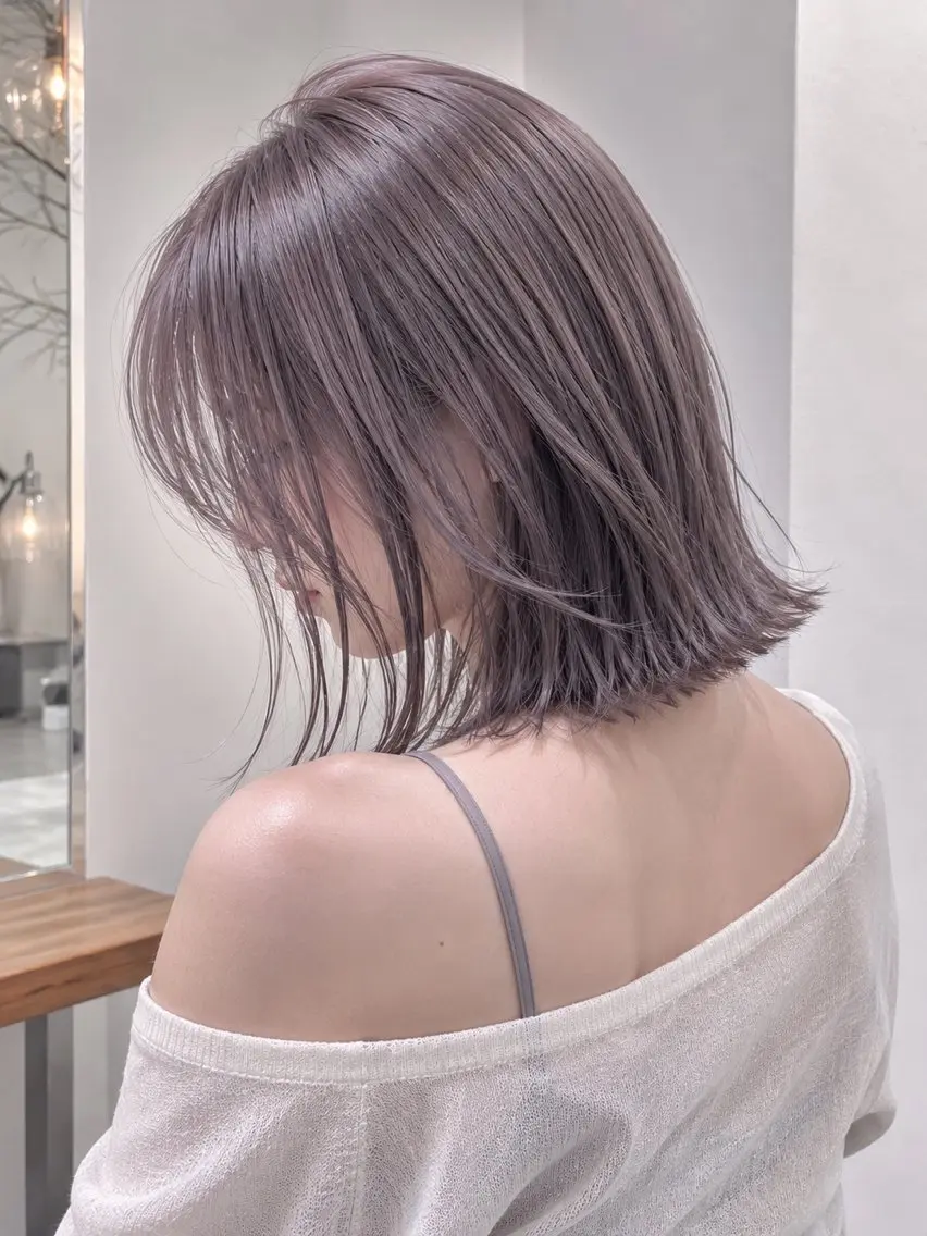 セミロング カラー ベージュカラー ブリーチ 透明感カラー グレージュ ラベンダーカラー ヘアカラー トリートメント EARTH 榎本のヘアスタイル