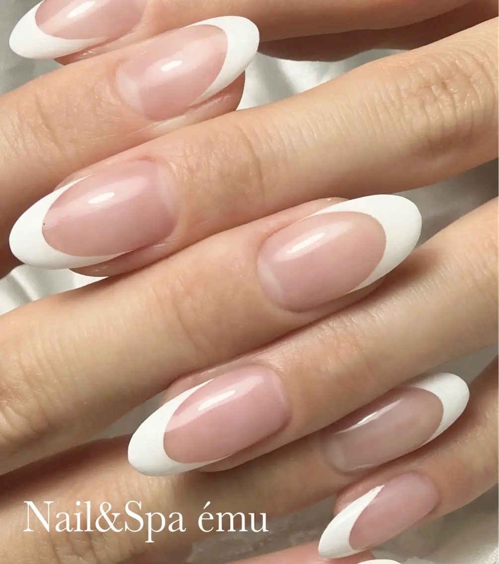 ネイル フレンチネイル Nail&Spa émuのネイルデザイン