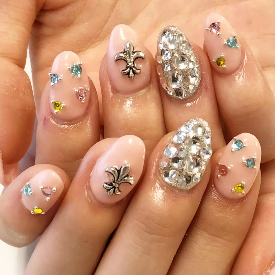 ネイル スカルプネイル KIREIE NAILSのネイルデザイン