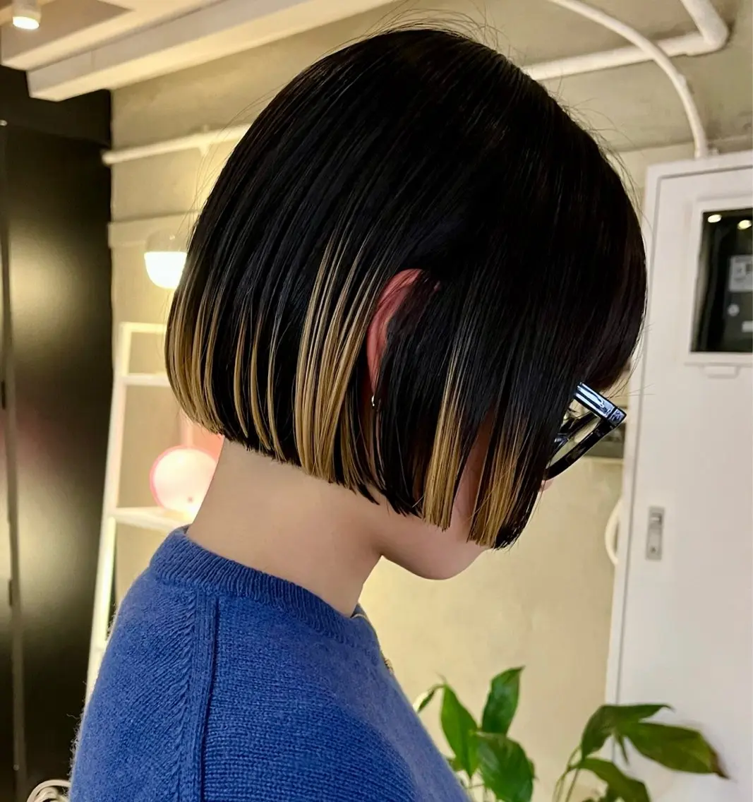 ショート カラー ヘアカラー トリートメント ボブハイトーン🦖 デザインMAMIのヘアスタイル