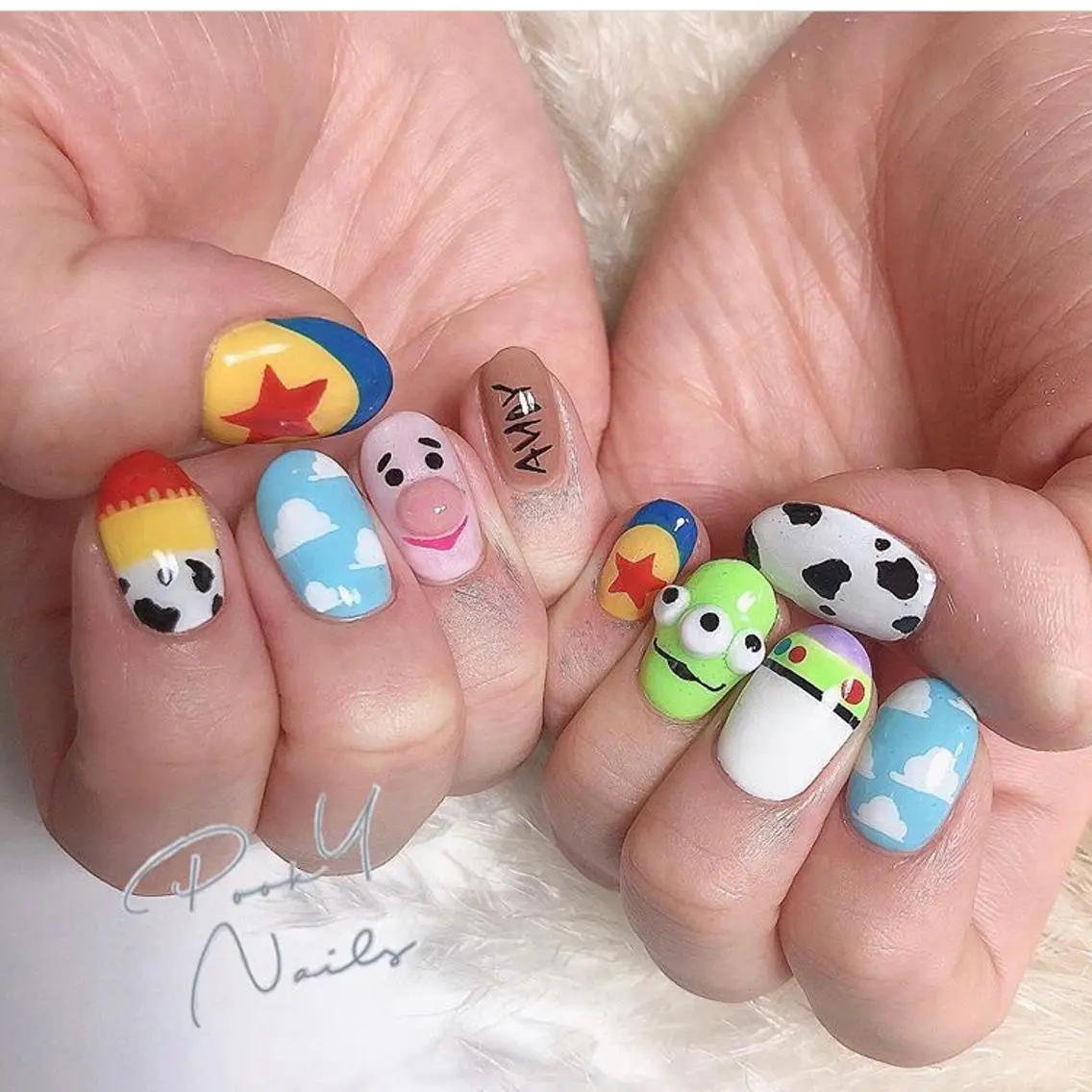 ネイル Pooky nailsのネイルデザイン