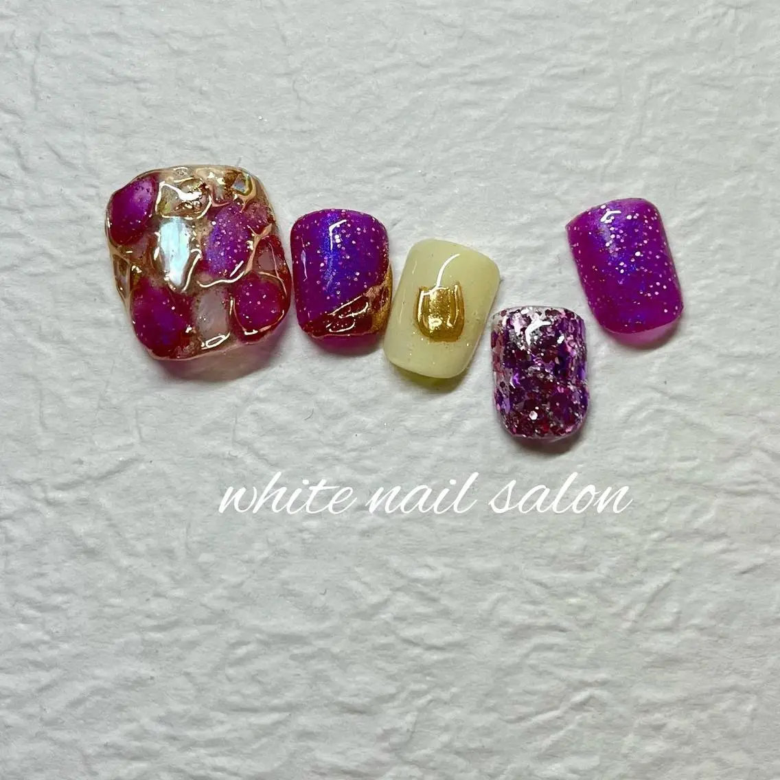 ネイル ジェルネイル ハードジェル ラメ(グリッター) 持ち込み ソフトジェル フットネイル white nail salonのネイルデザイン