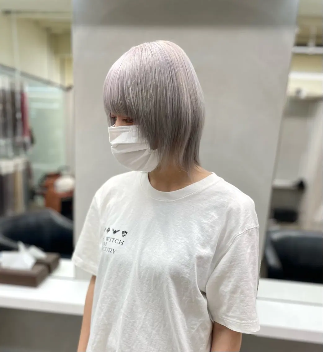 カラー yasuハイトーン/ デザインカラーのヘアスタイル