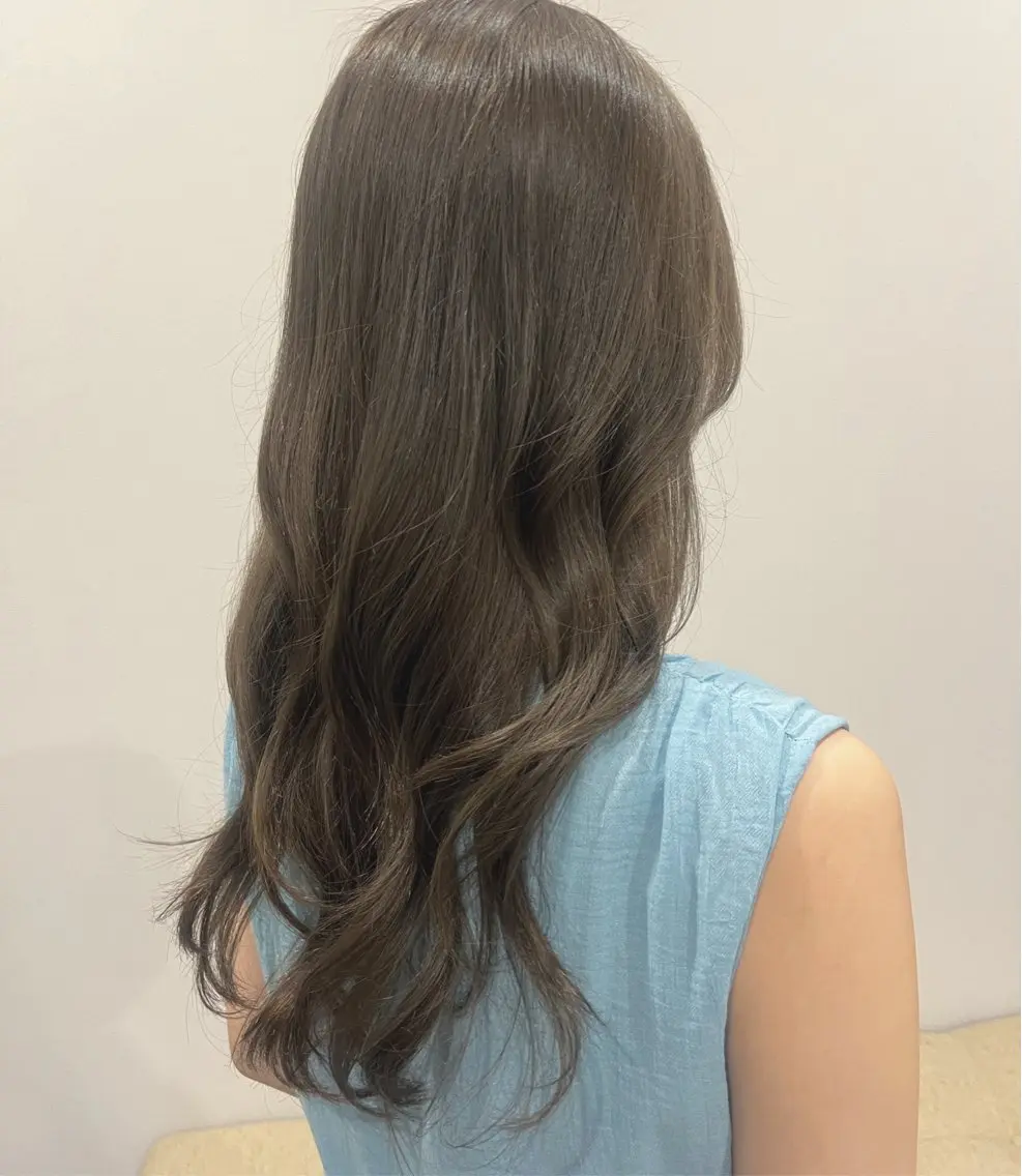 ロング カラー パーマ ヘアアレンジ メンズ カット ヘアカラー トリートメント 透明感カラー／ 新潟万代/池野里衣のヘアスタイル