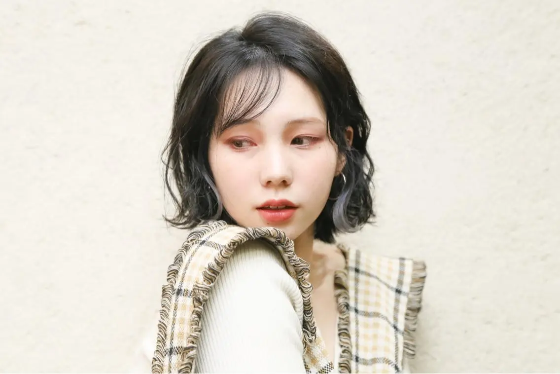 ショート カラー ヘアアレンジ 角戸 りおのヘアスタイル