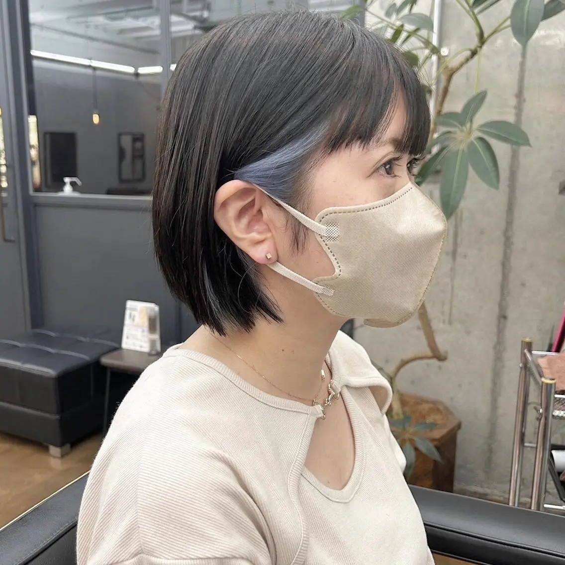 ショート カラー ブリーチ ブルーカラー ケアブリーチ デザインカラー ボブ カット ヘアカラー トリートメント ヘアセット ✂︎ウルフ・ショート ✂︎MIKUNIのヘアスタイル