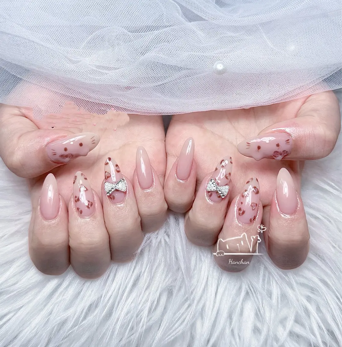 セミロング 韓国風ヘア Aila Nail ShinOkuboのネイルデザイン