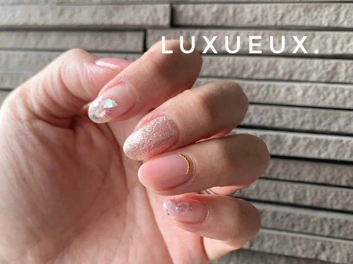 ネイル LUXUEUX春日店 (ルクソー)のネイルデザイン