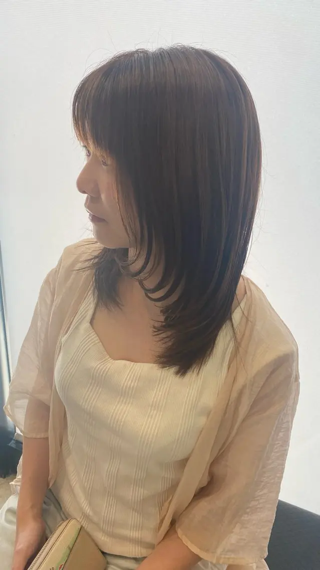 ミディアム レイヤーカット カット ヘアカラー トリートメント 水野 聖哉のヘアスタイル