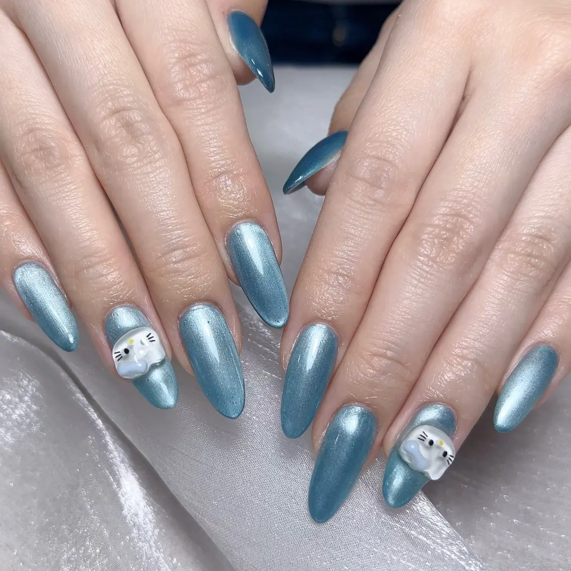 メンズ ネイル メンズ韓国風 アートネイル オーロラネイル ガーリー キラキラネイル ハンドネイル Nail salon 木にいるのネイルデザイン