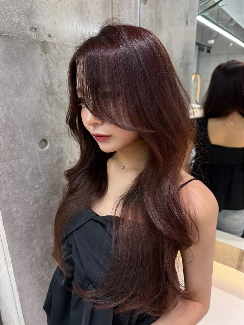 ロング カラー カット ヘアカラー トリートメント shion 透明感カラーのヘアスタイル
