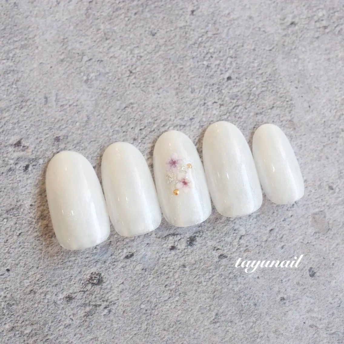 ネイル アートネイル ジェルネイル パラジェル シンプルネイル 冬ネイル ハンドネイル ネイルサロン 【たゆnail】のネイルデザイン