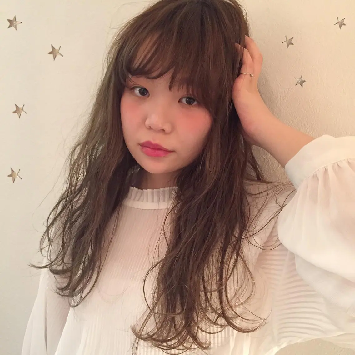 セミロング アッシュ ハイライト 市川 千夏のヘアスタイル