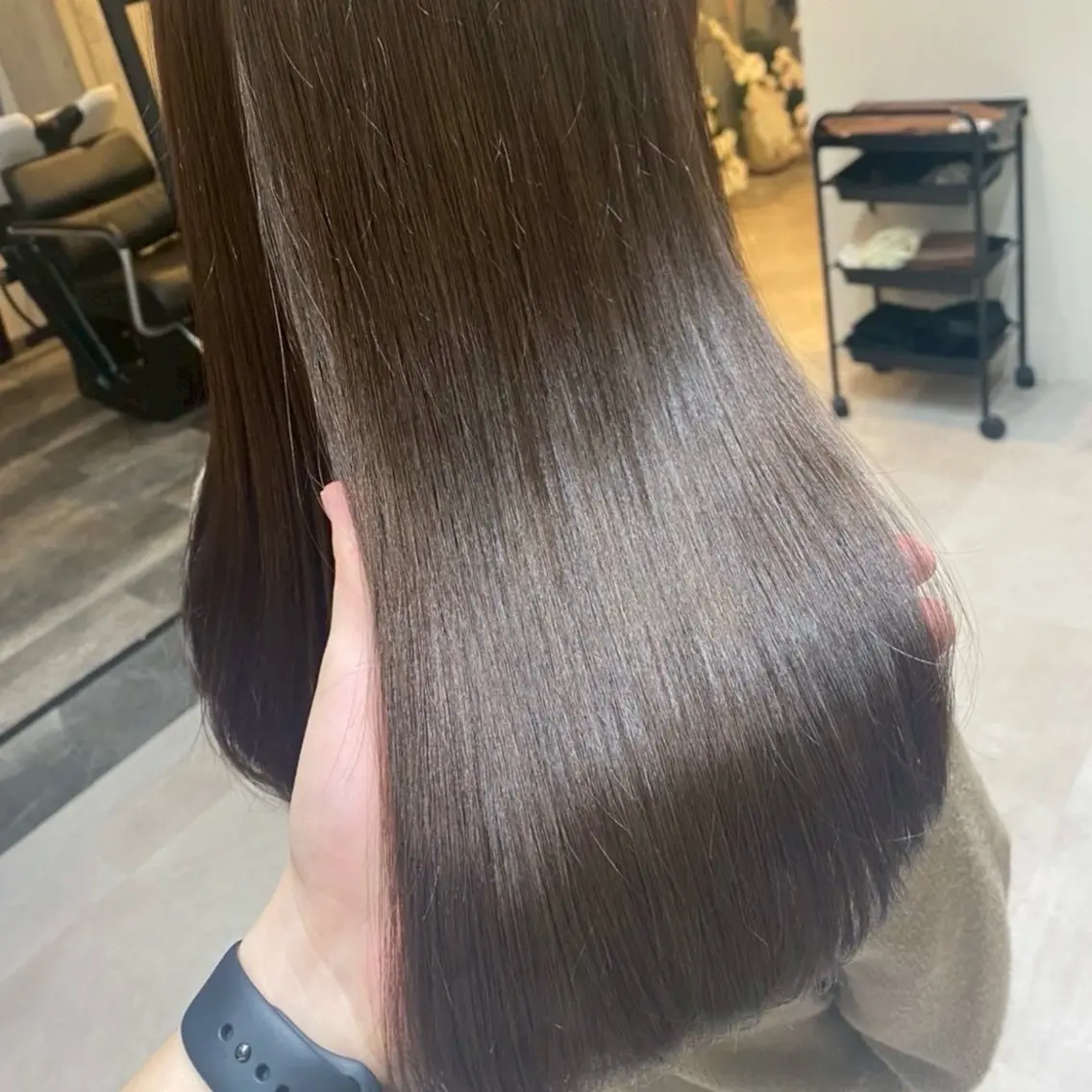 ロング カラー カット ヘアカラー トリートメント ブリーチなし 暖色カラー/井上あいのヘアスタイル