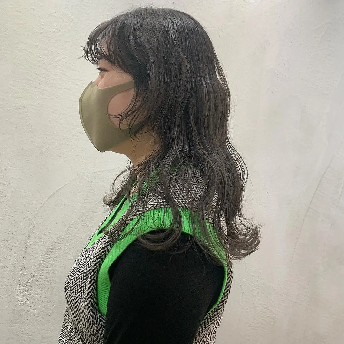 ロング カラー ヘアアレンジ 本間 結衣のヘアスタイル