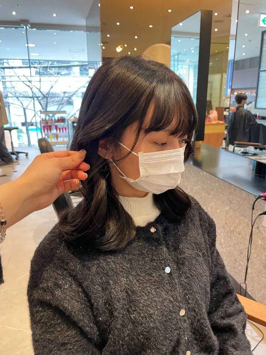 セミロング オリーブカラー🫒/ ハッシュカット/みゆのヘアスタイル