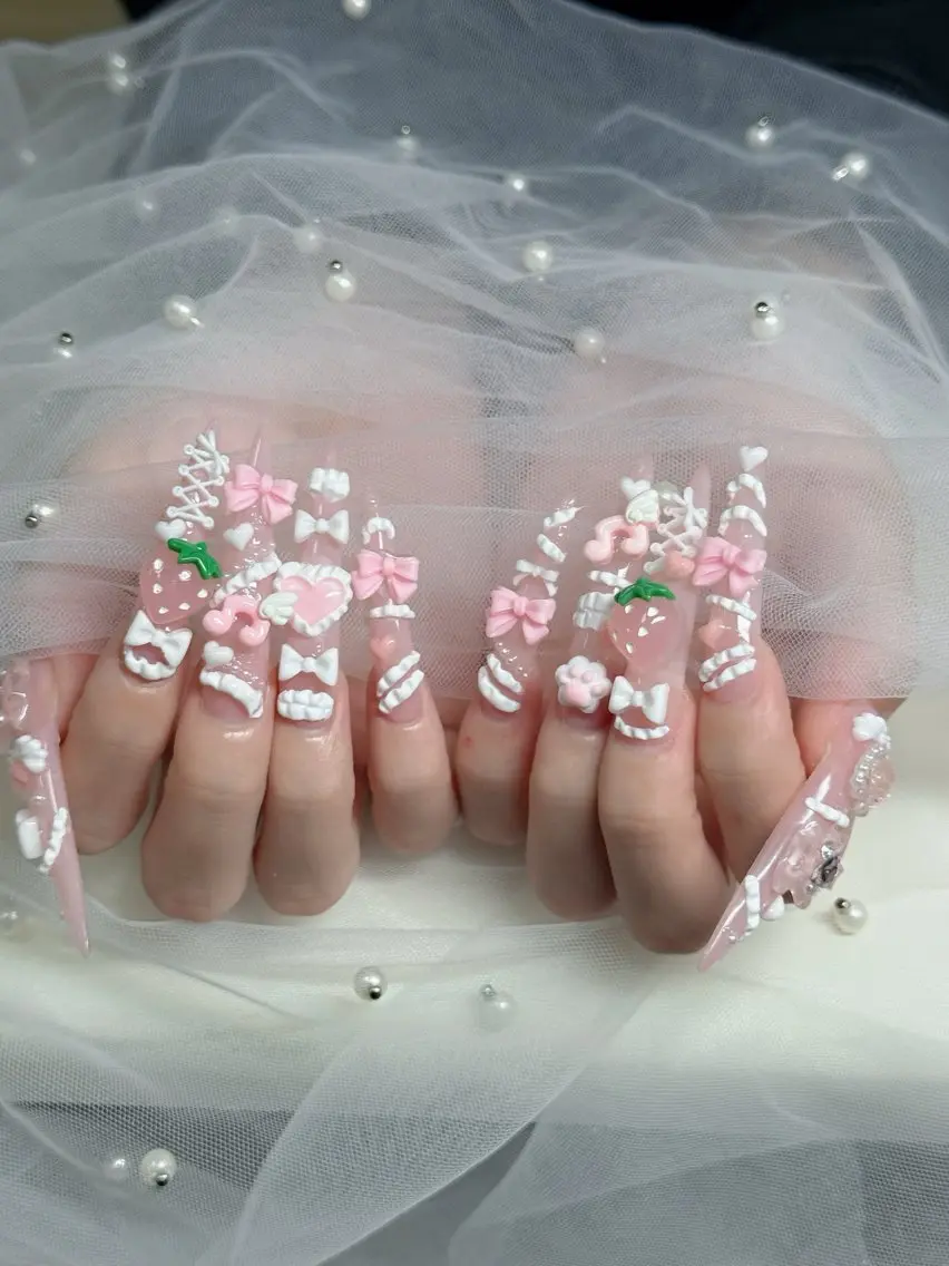 ネイル フットネイル フレンチネイル グラデーション 韓国ネイル ロングネイル Hani Nail Salonのネイルデザイン