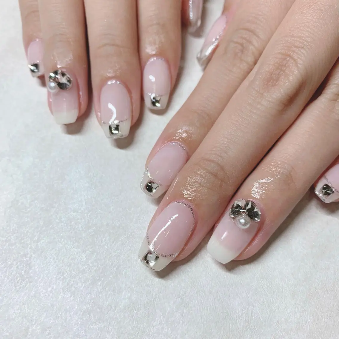 カラー ネイル ハンドネイル Cozy_ ilumのネイルデザイン