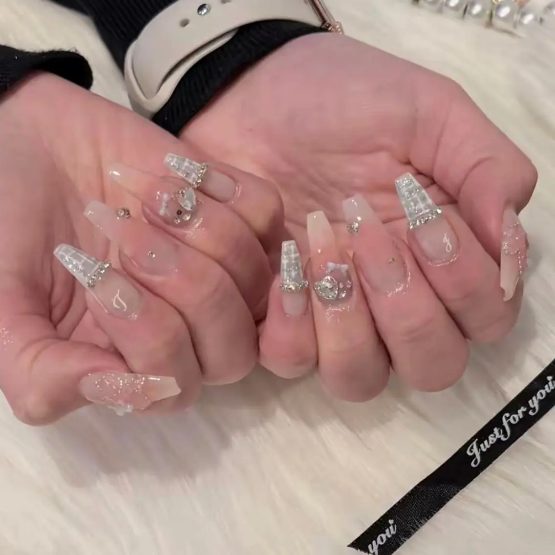 ネイル ハンドネイル Luna Gladeのネイルデザイン