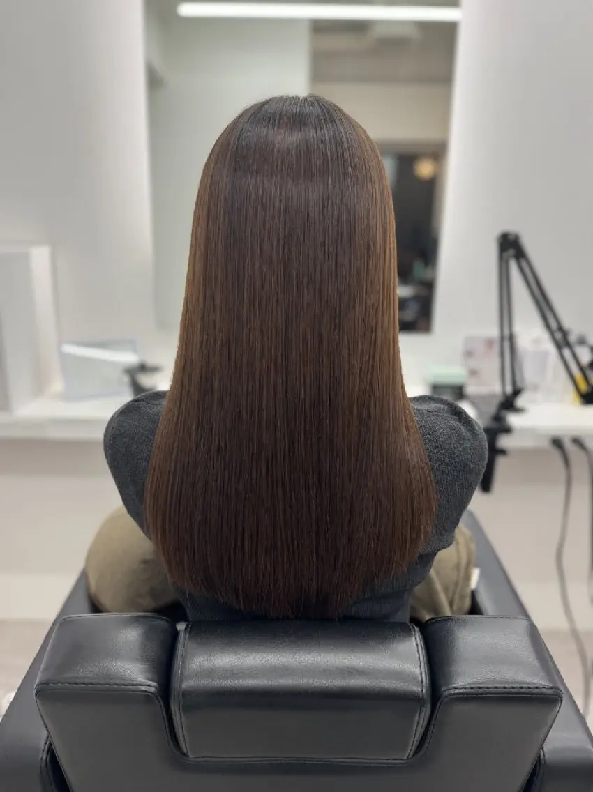 ロング カラー 中田 汐音のヘアスタイル
