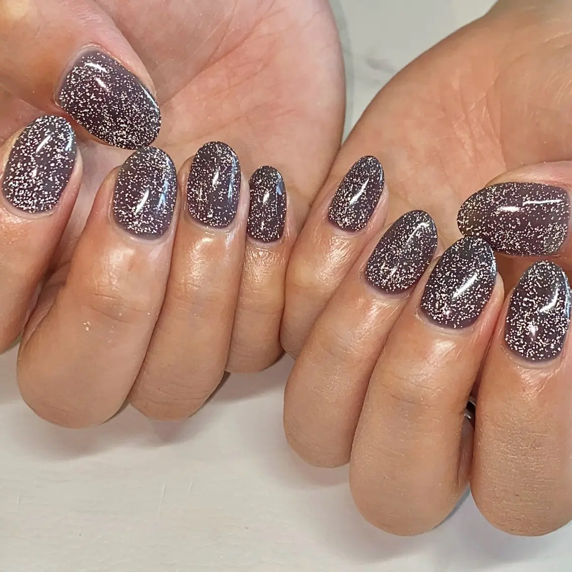 ネイル フラッシュネイル ラメ(グリッター) ワンカラーネイル ハンドネイル Loca.nails Kasumiのネイルデザイン