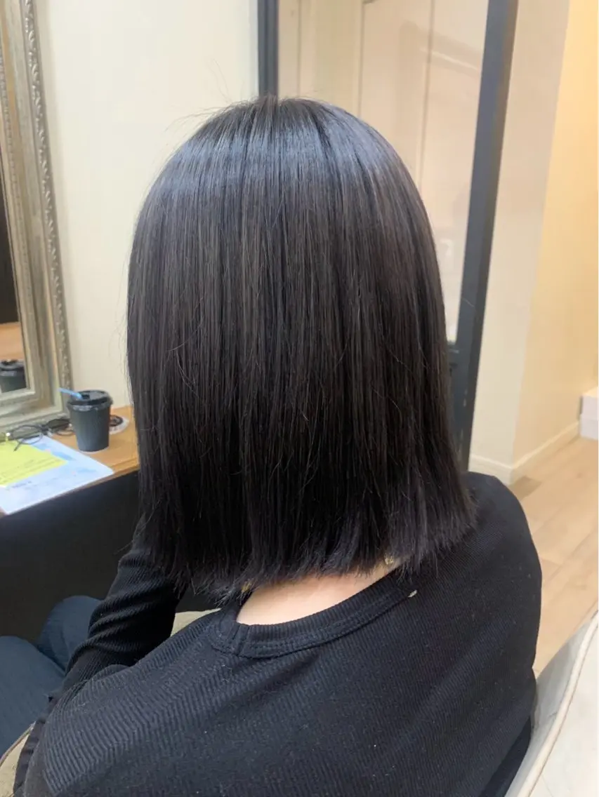 ショート カラー 松尾 遥花のヘアスタイル