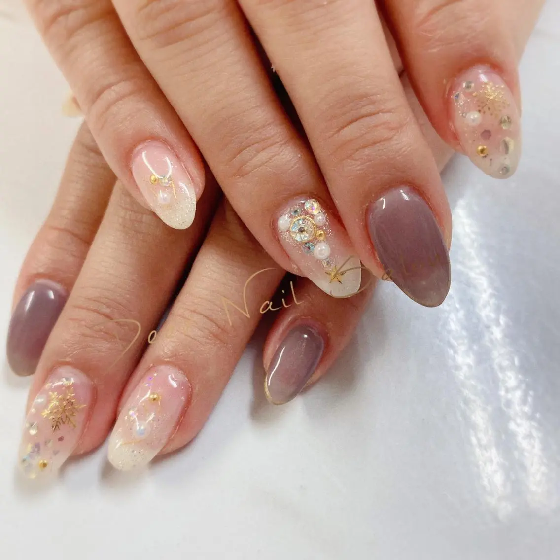 ネイル ハンドネイル Peachy 🍑のネイルデザイン