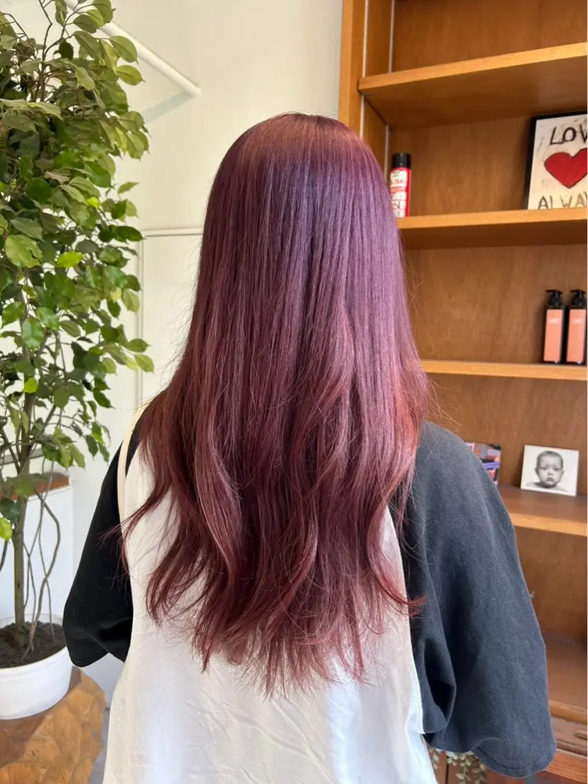 カラー ROUIS ホノカのヘアスタイル