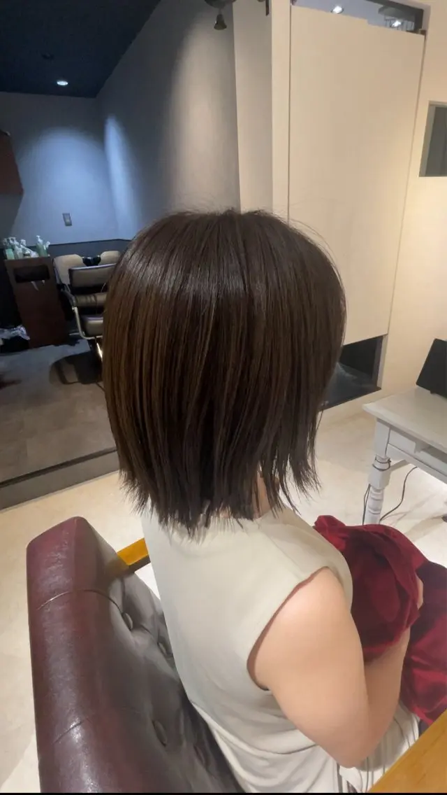 ミディアム カット ヘアカラー トリートメント le. pidorgeのヘアスタイル