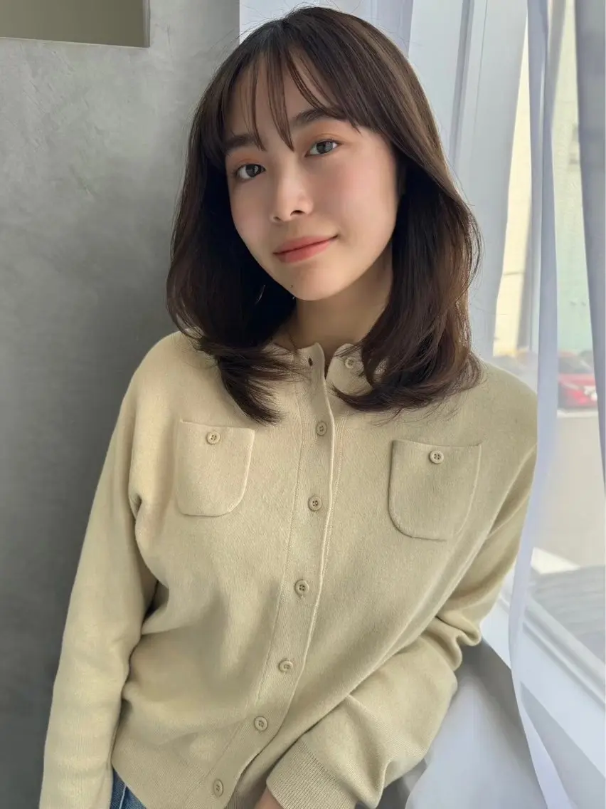ミディアム カラー くびれヘア 🫧SOYON non🫧のヘアスタイル